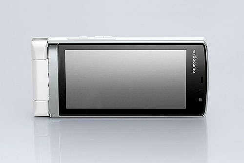 新品未使用　ドコモ　F-01B 960px-FOMA_F-01B.JPG